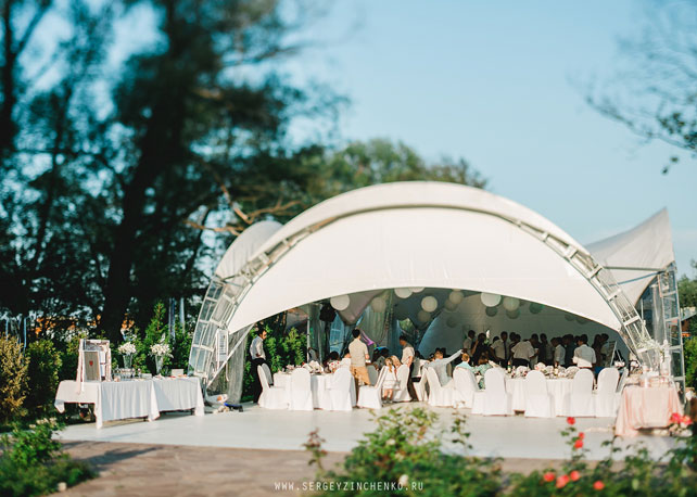 белая свадьба в шатре, место торжества шатер