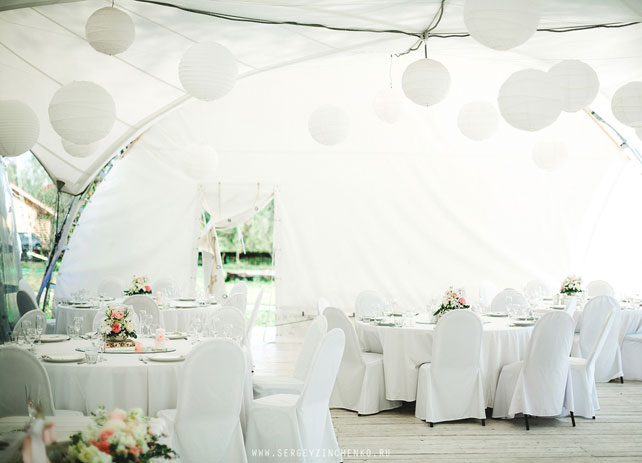 белая свадьба в шатре, место торжества шатер