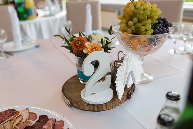 бело-голубая свадьба, номер стола