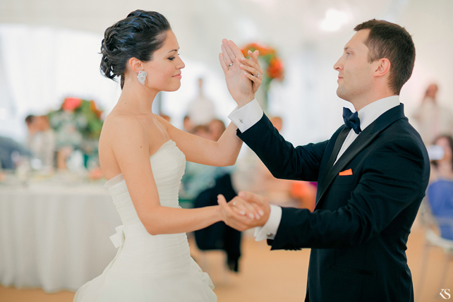 Танец жениха и невесты