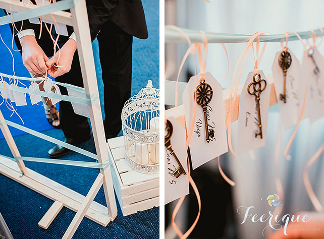 Бирюзово-персиковая свадьба с ключиками, рассадочные карточки для гостей