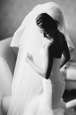 Бирюзовая свадьба Юрия и Александры, платье невесты