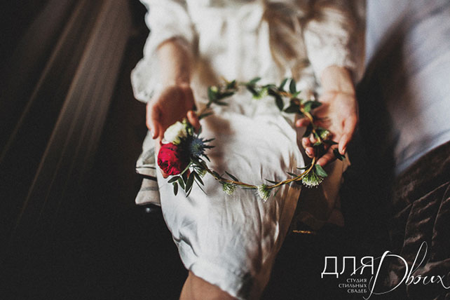 свадьба в стиле бохо во французских Альпах, венок невесты