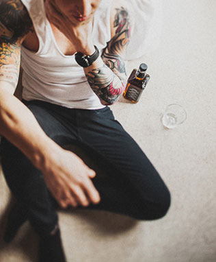 свадьба в стиле бохо во французских Альпах, утро жениха