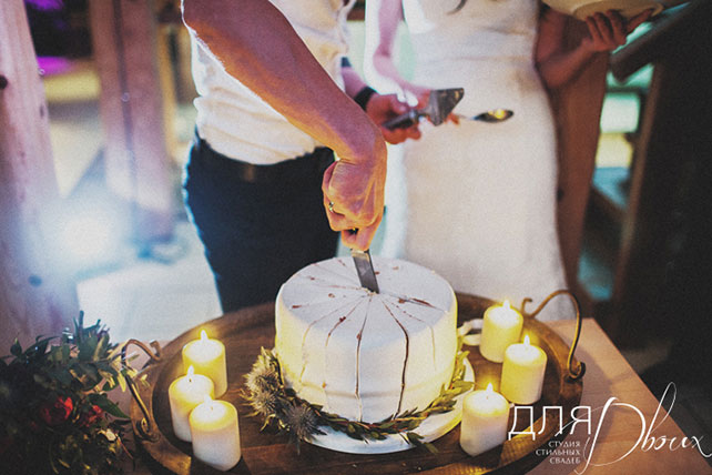 свадьба в стиле бохо во французских Альпах, свадебный торт