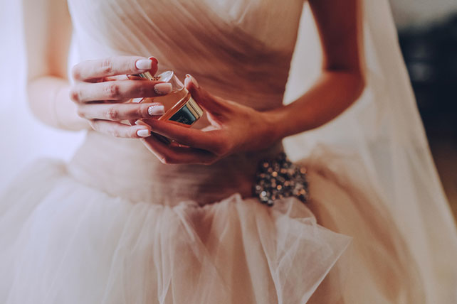 Дыхание бохо в цвете марсала, духи невесты