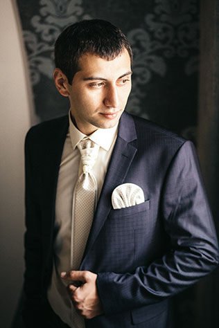 Большая греческая свадьба, образ жениха