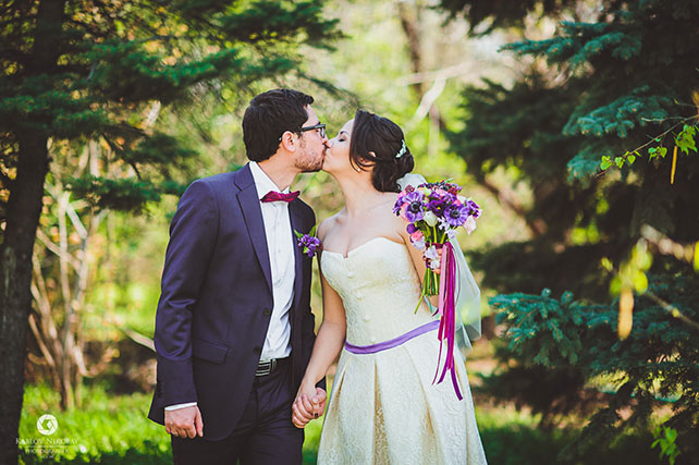 черничная свадьба, жених и невеста