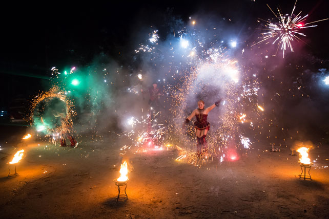 черно-белая свадьба, огненное шоу