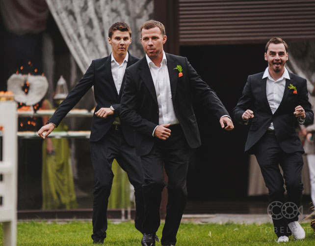 цитрусовая свадьба, друзья жениха