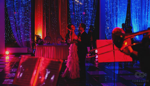 цитрусовая свадьба, танец молодоженов