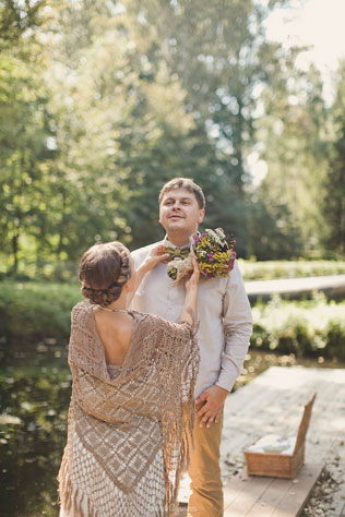 Деревенская простота, невеста и жених