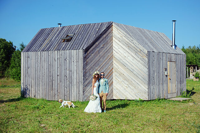 Деревенская свадьба в стиле рустик, жених и невеста