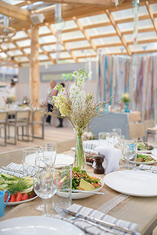 Деревенская свадьба в стиле рустик, место торжества