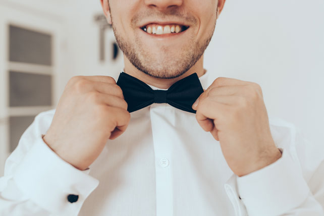 Элегантная свадьба, бабочка жениха