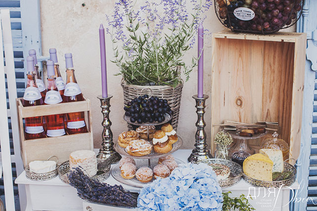 Романтика во Франции, свадьба Елены Кулецкой и Станислава Романовского, сладкий стол, сырный стол