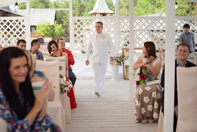 Эльфийская свадьба Екатерины и Ильи, жених идет по проходу