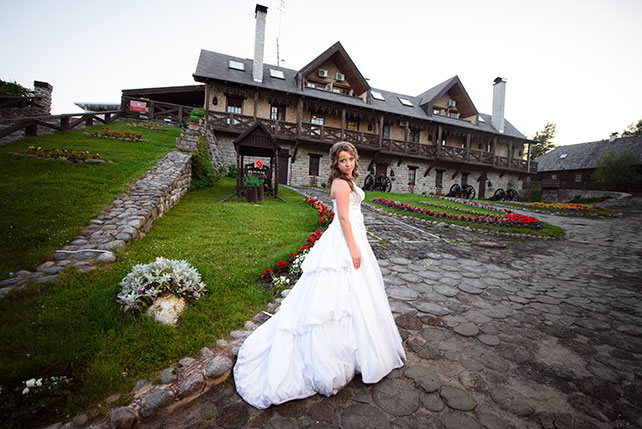 Эльфийская свадьба Екатерины и Ильи, фотосессия жениха и невесты