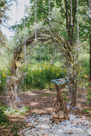 эльфийская свадьба, свадебная арка в лесу