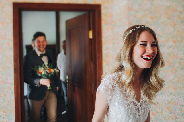 Фуршетная свадьба, встреча жениха и невесты