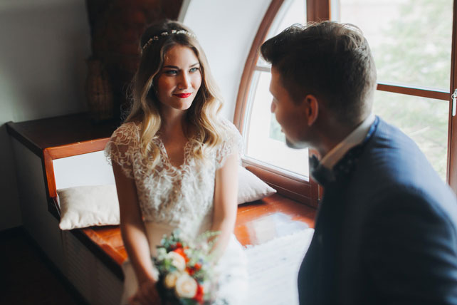 Фуршетная свадьба, встреча жениха и невесты