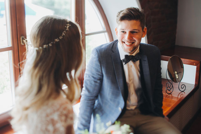 Фуршетная свадьба, встреча жениха и невесты