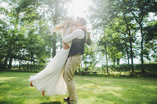 Фуршетная свадьба, жених и невеста