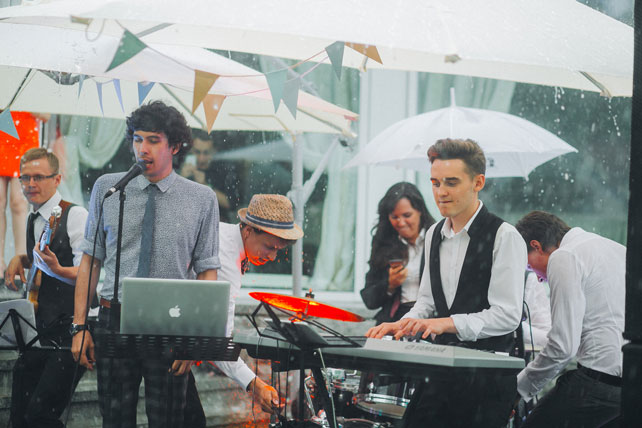 Фуршетная свадьба, живая музыка