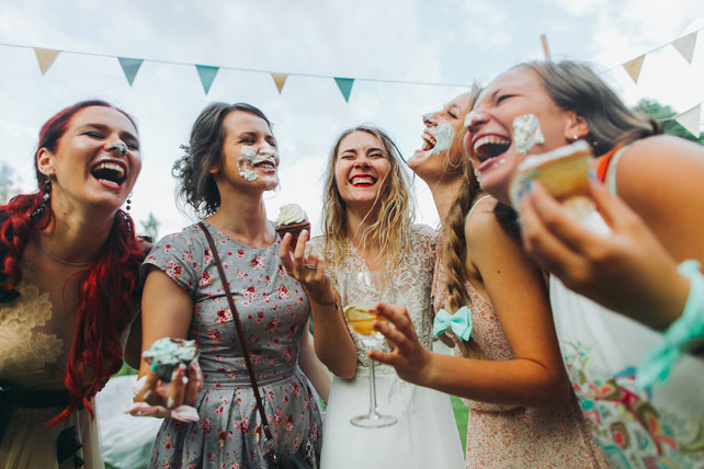 Фуршетная свадьба, подружки невесты