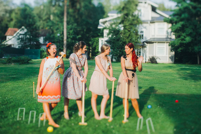 Фуршетная свадьба, игра в крикет