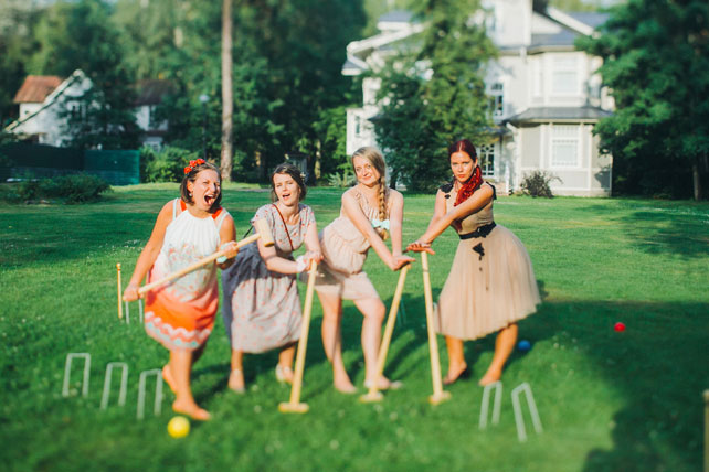 Фуршетная свадьба, игра в крикет