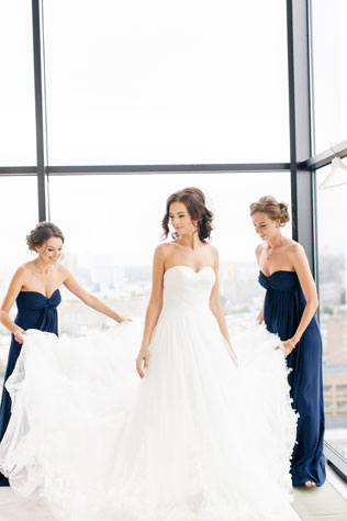 Гармония цветов, невеста с подружками