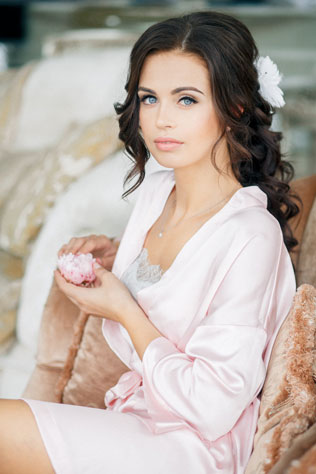 Гармония цветов, прическа невесты