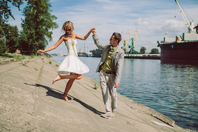 Веселая зеленая свадьба Вани и Жени, фотосессия молодоженов