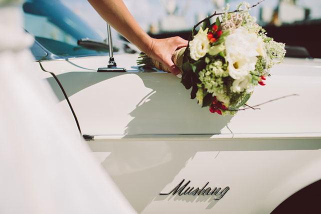 Веселая зеленая свадьба Вани и Жени, букет невесты