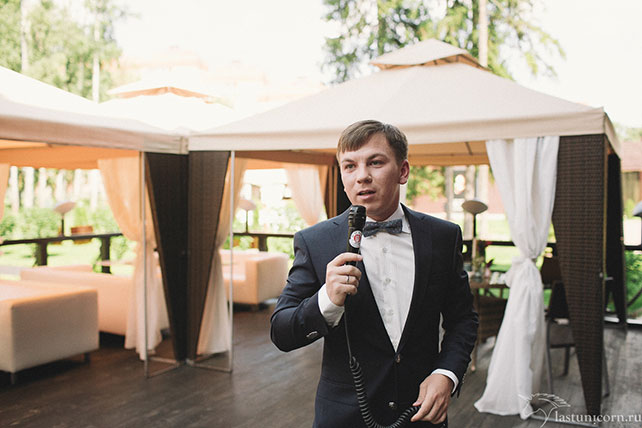 Дружеская и тёплая свадьба Ильи и Насти, жених на свадьбе