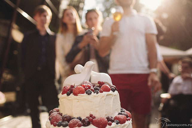 Дружеская и тёплая свадьба Ильи и Насти, свадебный торт
