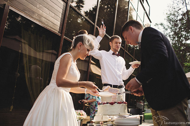 Дружеская и тёплая свадьба Ильи и Насти, свадебный торт