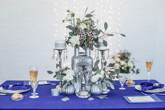 свадьба индиго с серебром, декор студии