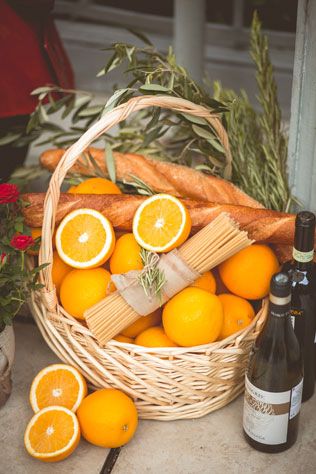 Италия в центре Москвы, фрукты в декоре