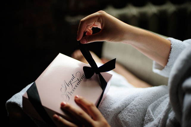 Изящная свадьба в стиле Прованс, свадебный подарок