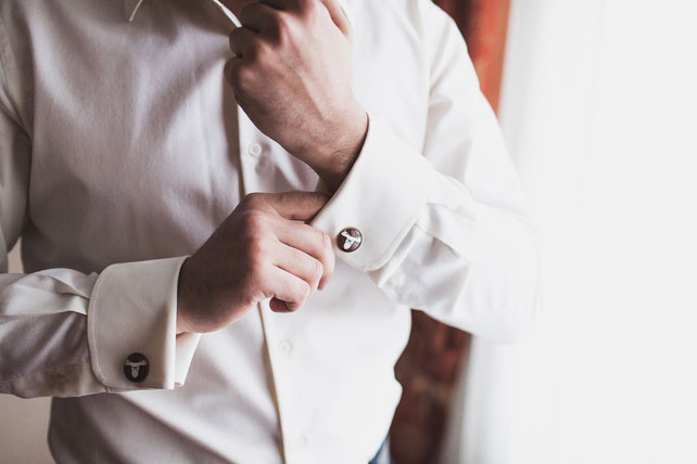 Книжная история, запонки жениха