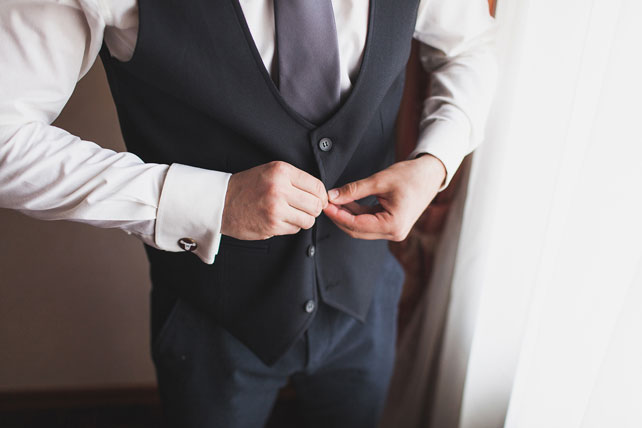 Книжная история, костюм жениха