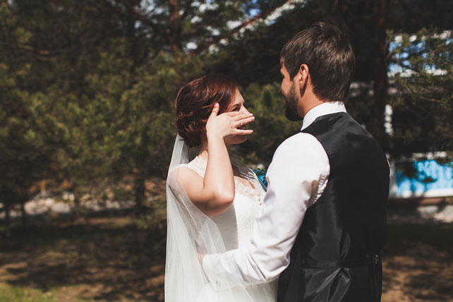 Книжная история, жених и невеста