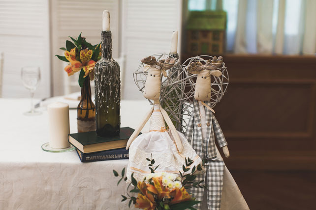 Книжная история, детали декора - мягке игрушки