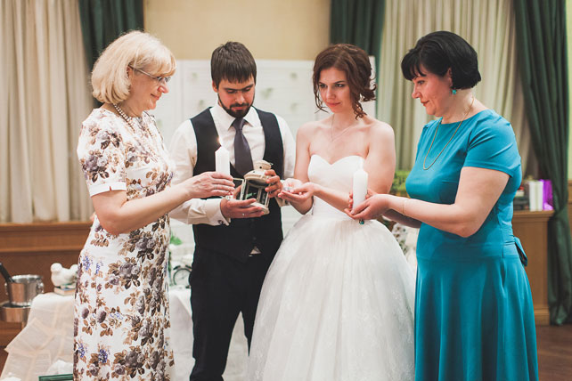 Книжная история, семейный очаг