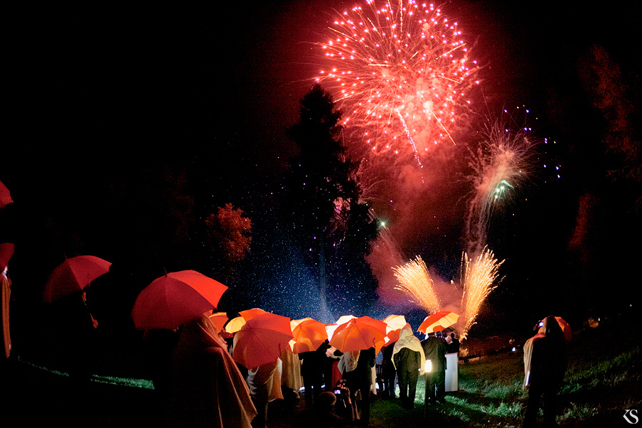 Салют и гости