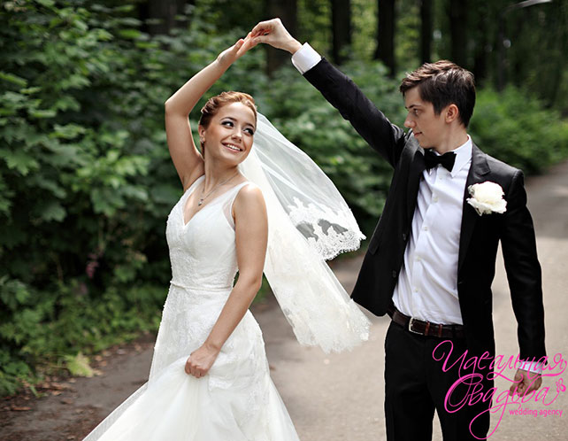 королевская нежность, роскошная свадьба, жених и невеста