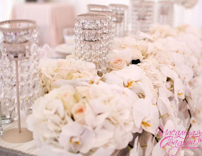 королевская нежность, роскошная свадьба, стол молодоженов