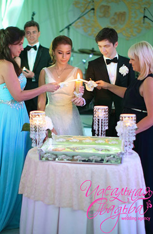 королевская нежность, роскошная свадьба, семейный очаг